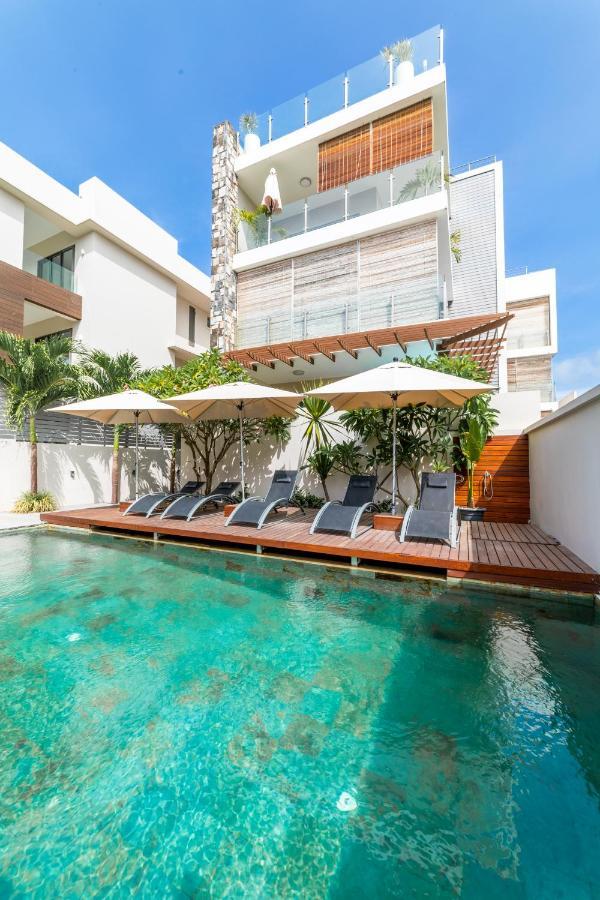 Beachcove Apt No 1 Pereybere Beach Exterior photo