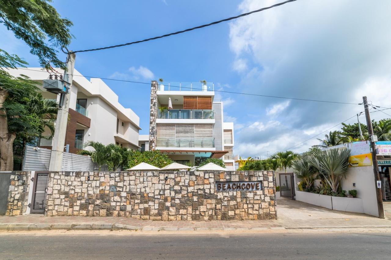 Beachcove Apt No 1 Pereybere Beach Exterior photo