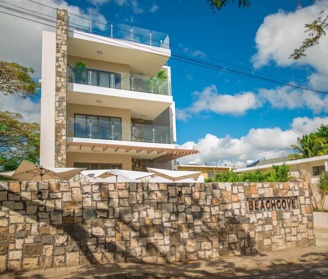 Beachcove Apt No 1 Pereybere Beach Exterior photo